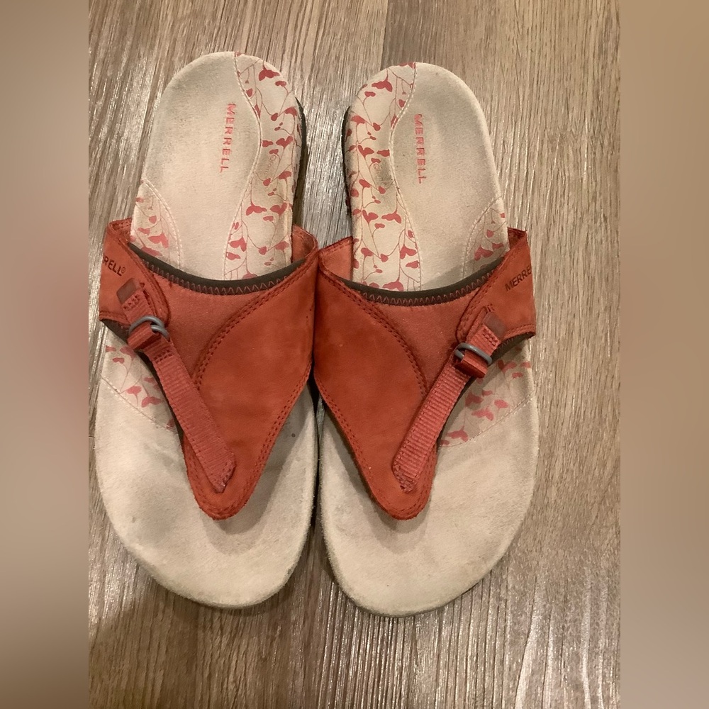 Merrell Women's Rust Orange Suede Thong Sandals - Picture 7 of 11